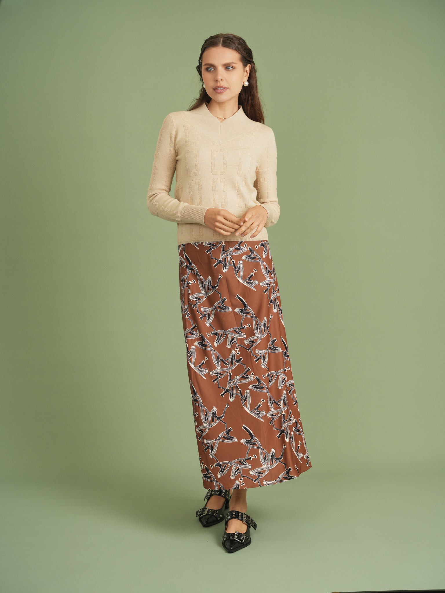 Sophie Chic V-Neck Beaded Jacquard Knitted Top main image 0