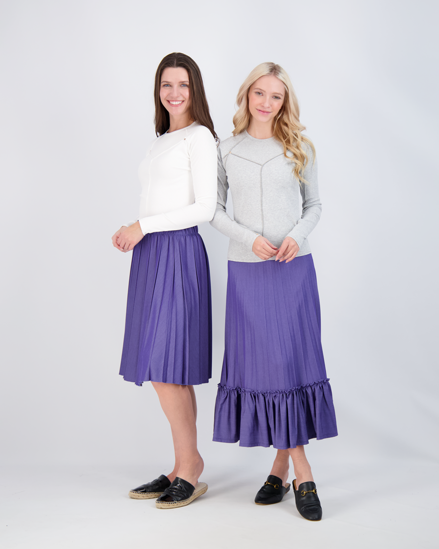 Pleated Skirt in by Ginger