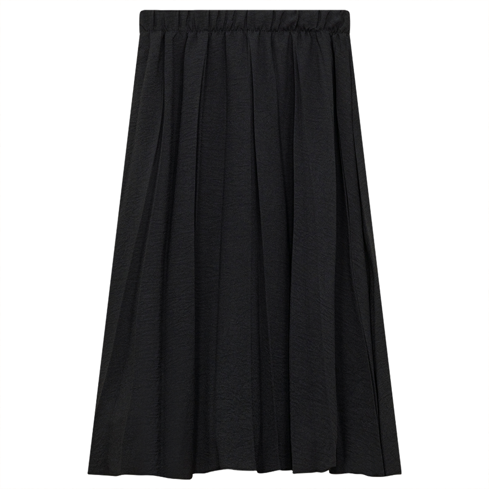 Pleated Skirt in Black by Noni
