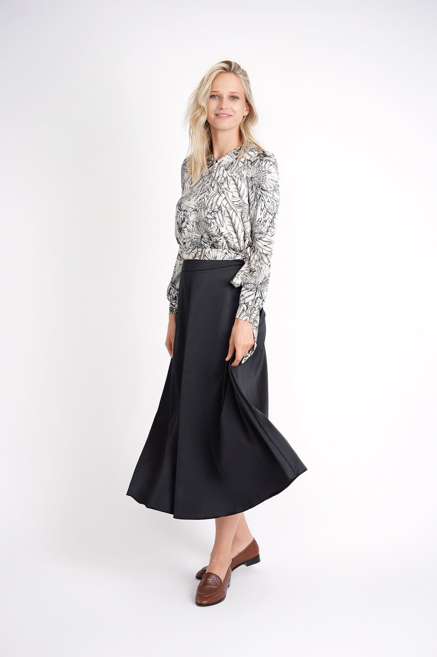 Wrap Blouse in Black Toile by Noni