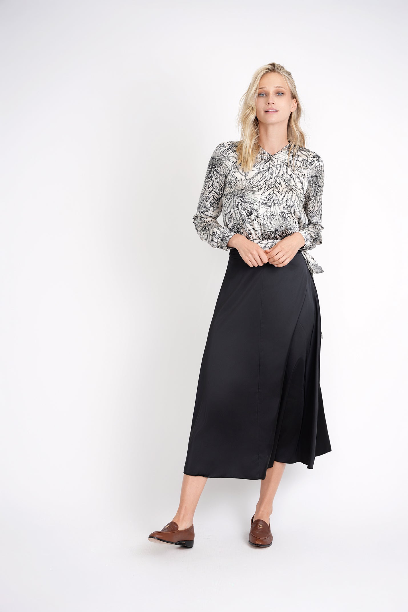 Wrap Blouse in by Noni