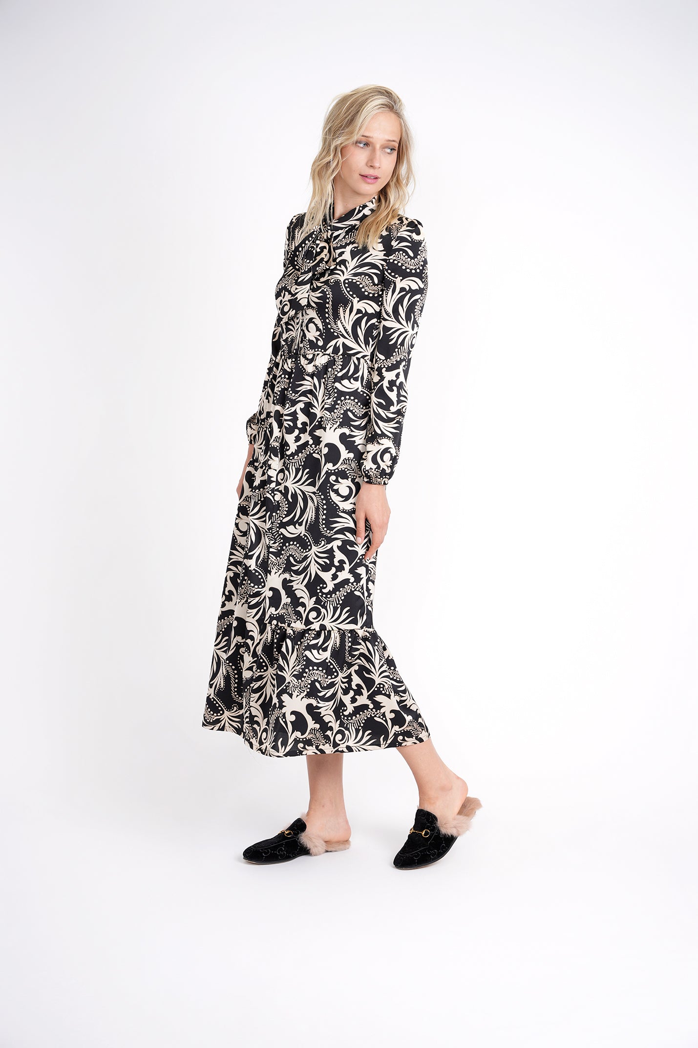 Dress with Bow Tie in by Noni