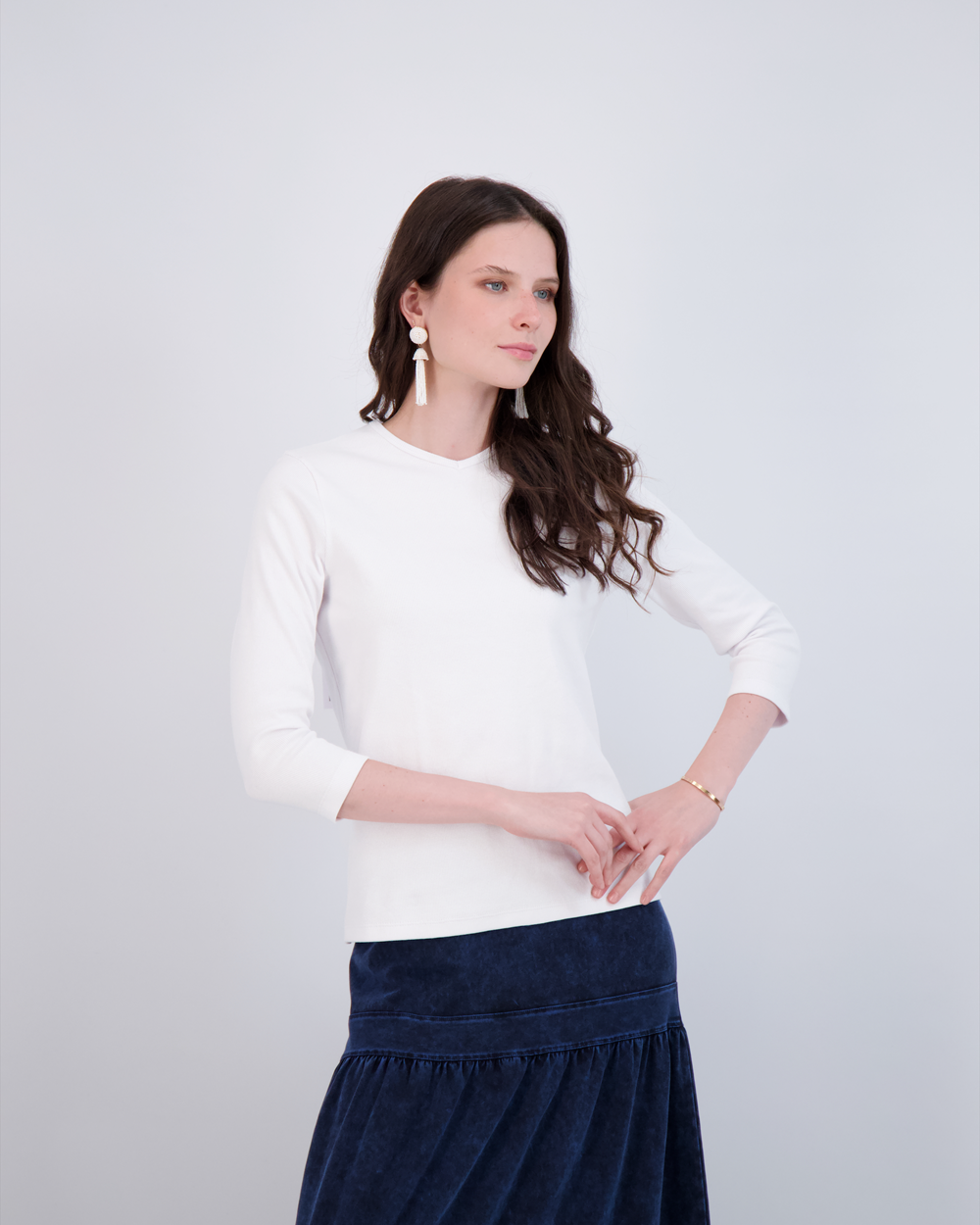 V Neck Ribbed Tee in by Riff