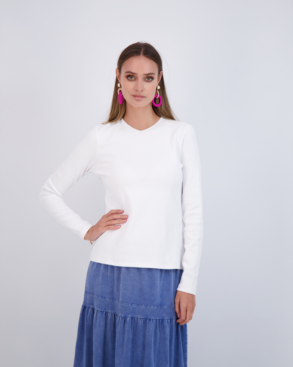 V-Neck Ribbed Tee in by Riff