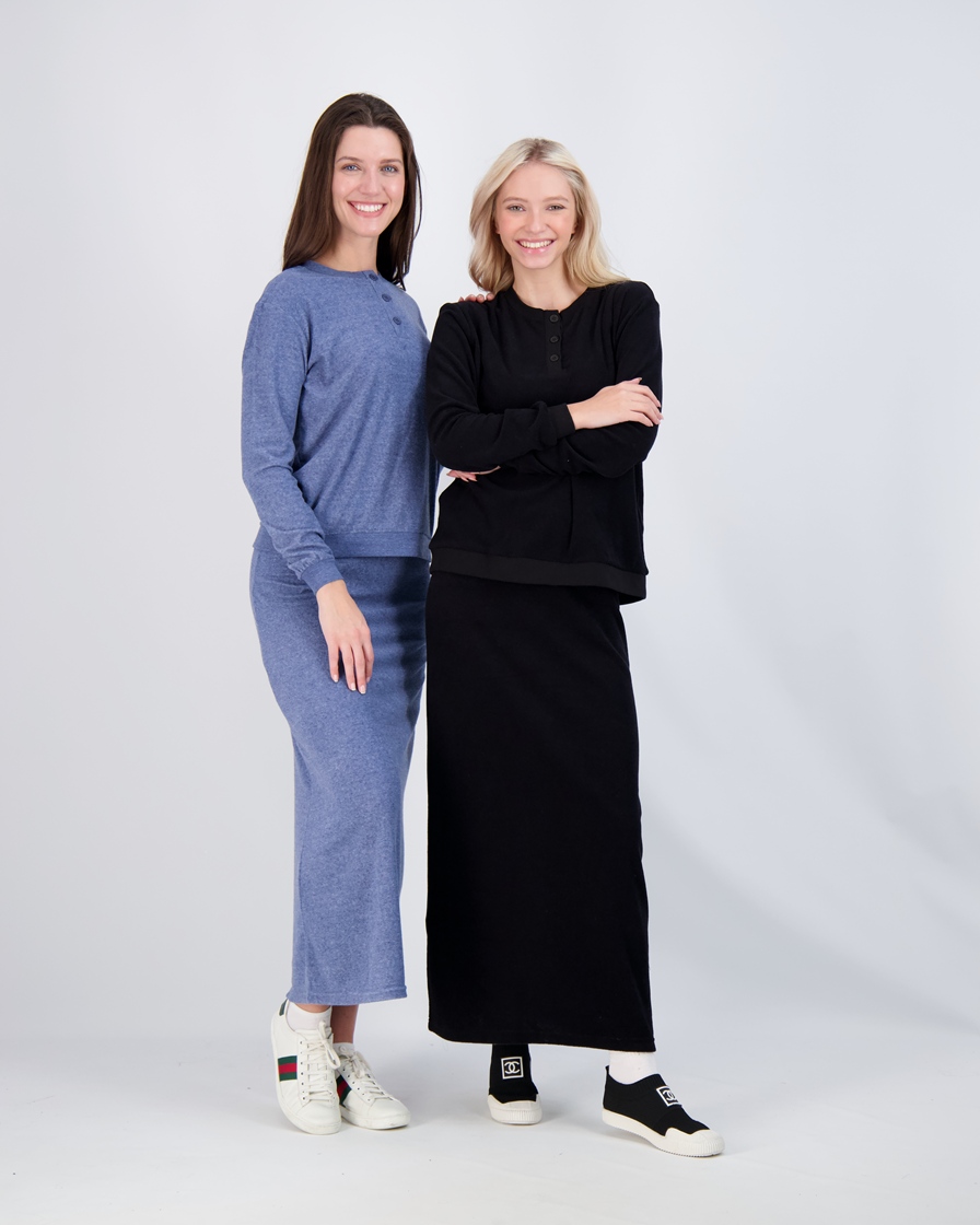 2 PC Teen Terry Set in by Unclear