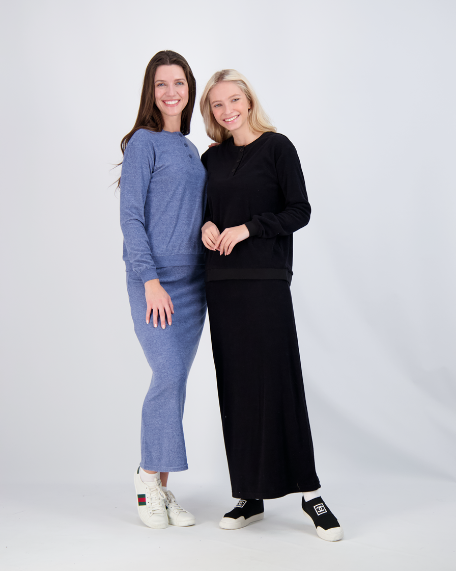 2 PC Teen Terry Set in by Unclear