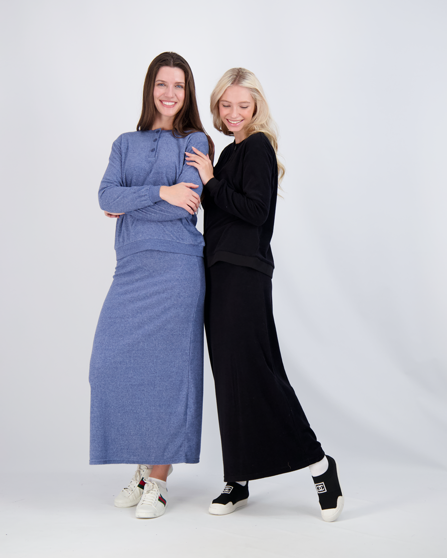 2 PC Teen Terry Set in by Unclear