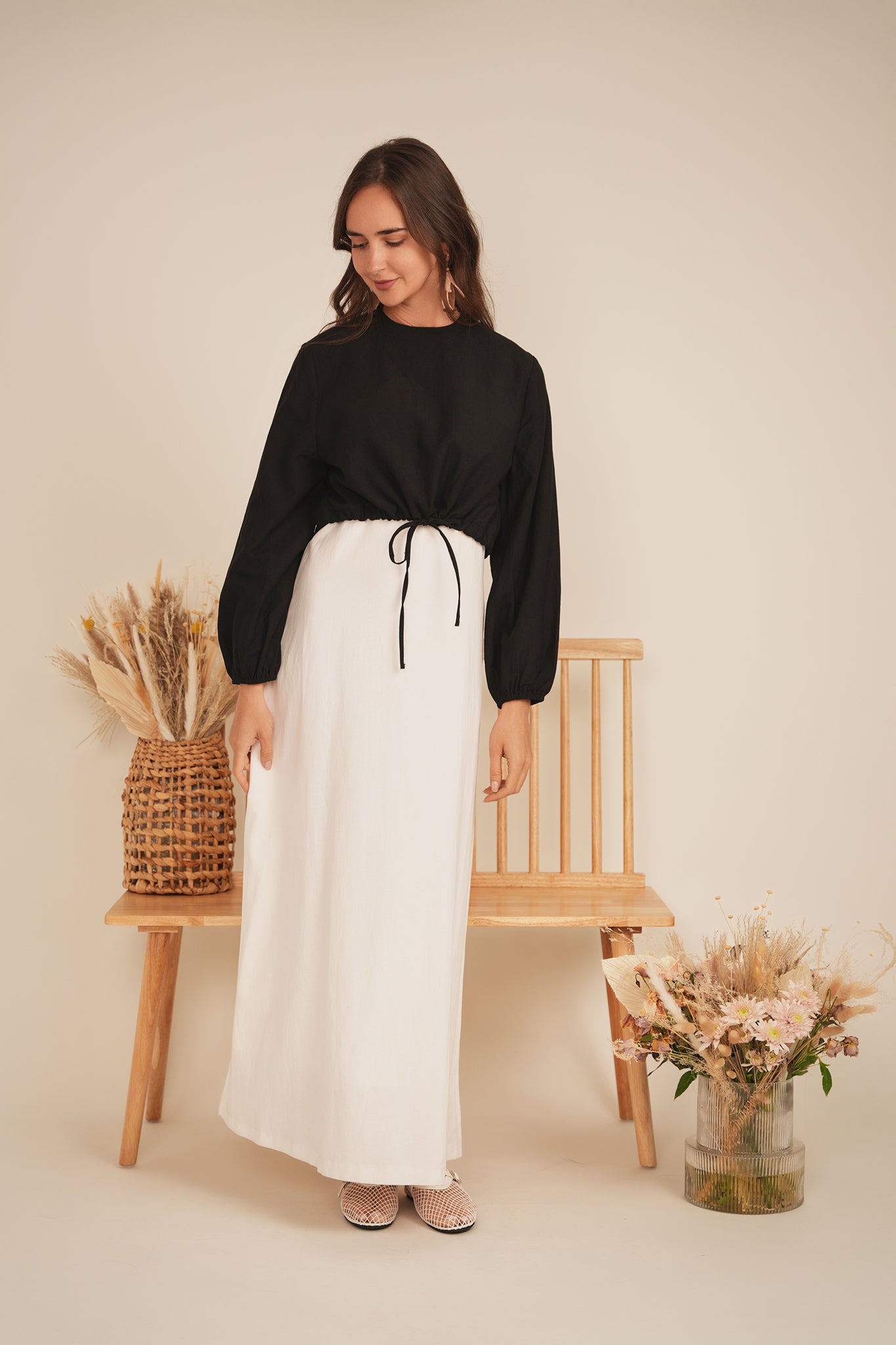 Cropped Linen Scrunch Tie Top in White by Coco