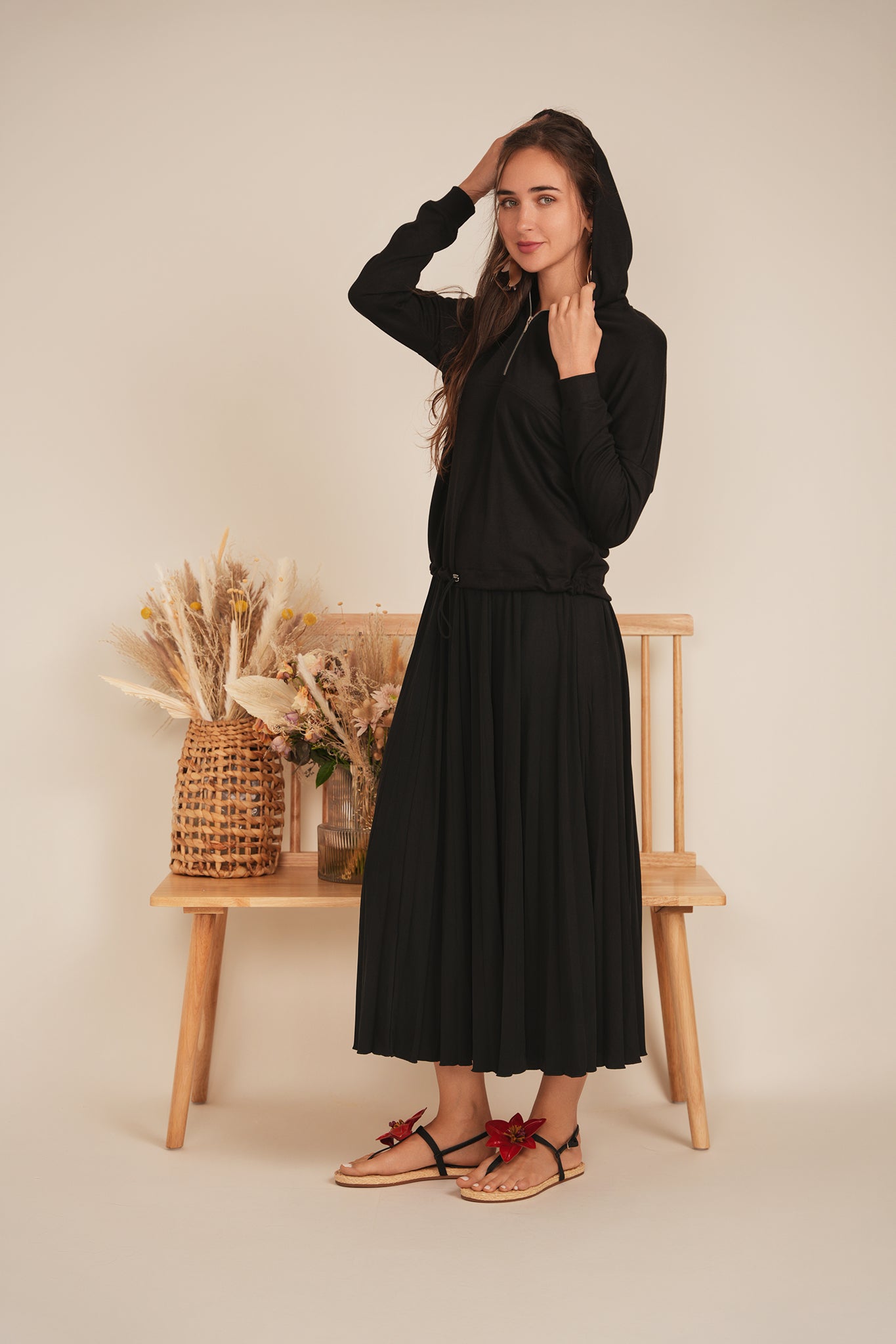 Hooded Bungee Sweatshirt in by Oops