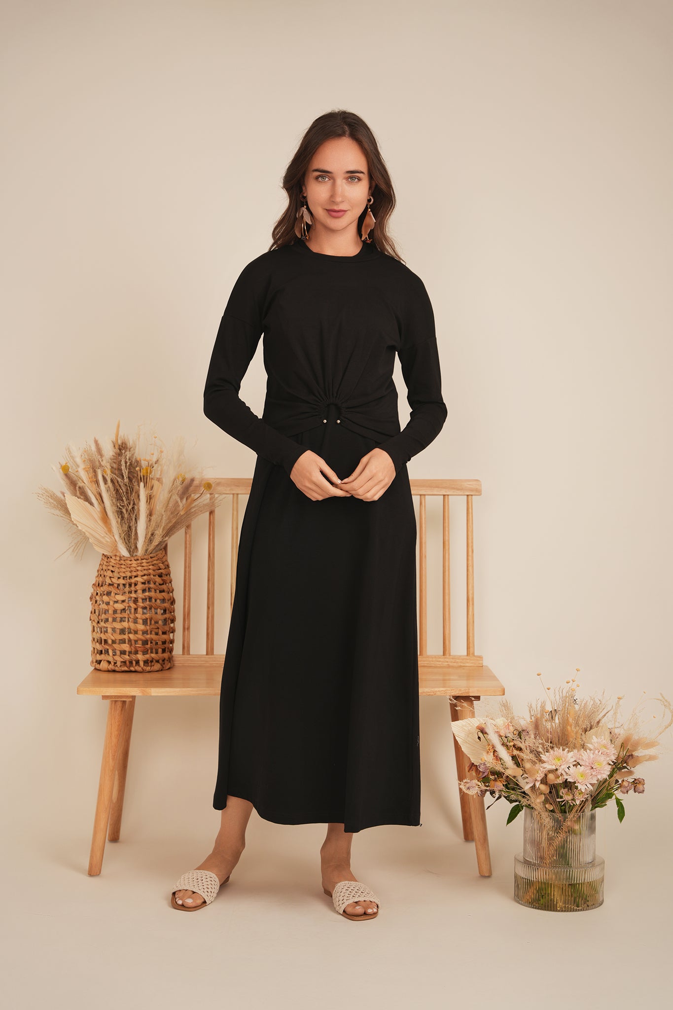 Cropped Gathered Ring Tee in by Spades