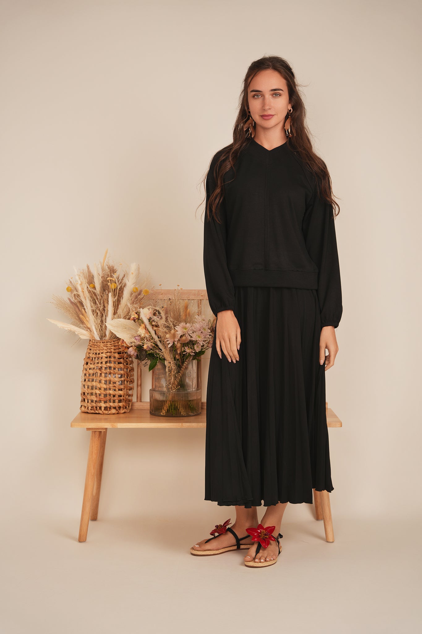 Raw Stitching Sweatshirt in by Dot