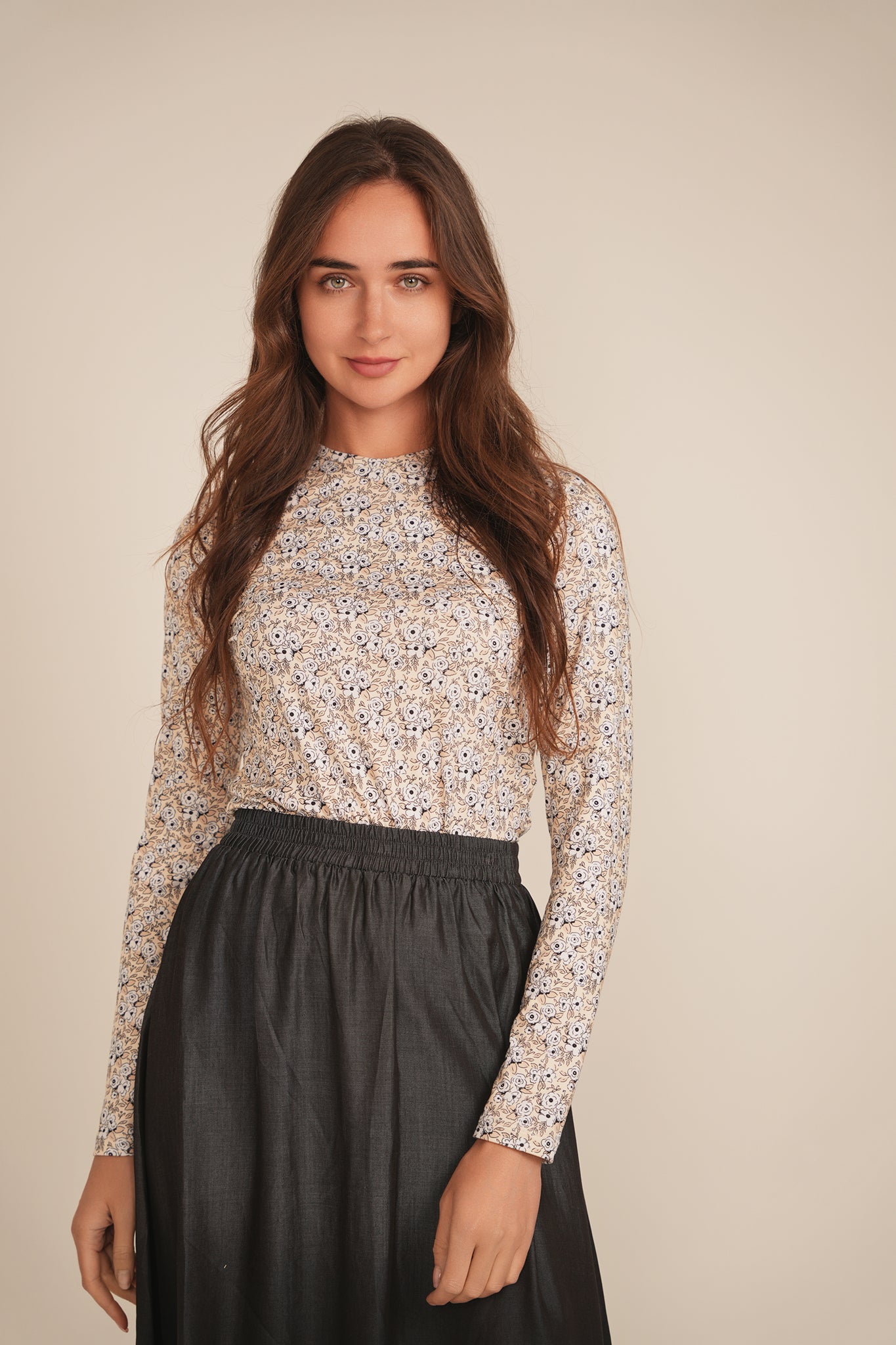 Printed V Neck Long Sleeve Tee in by Diciannove