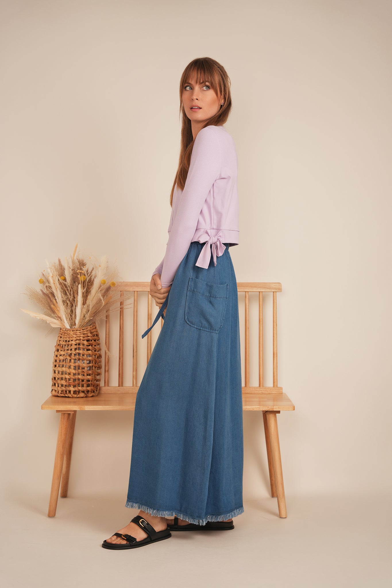 Tie Look Tee in by 24/7