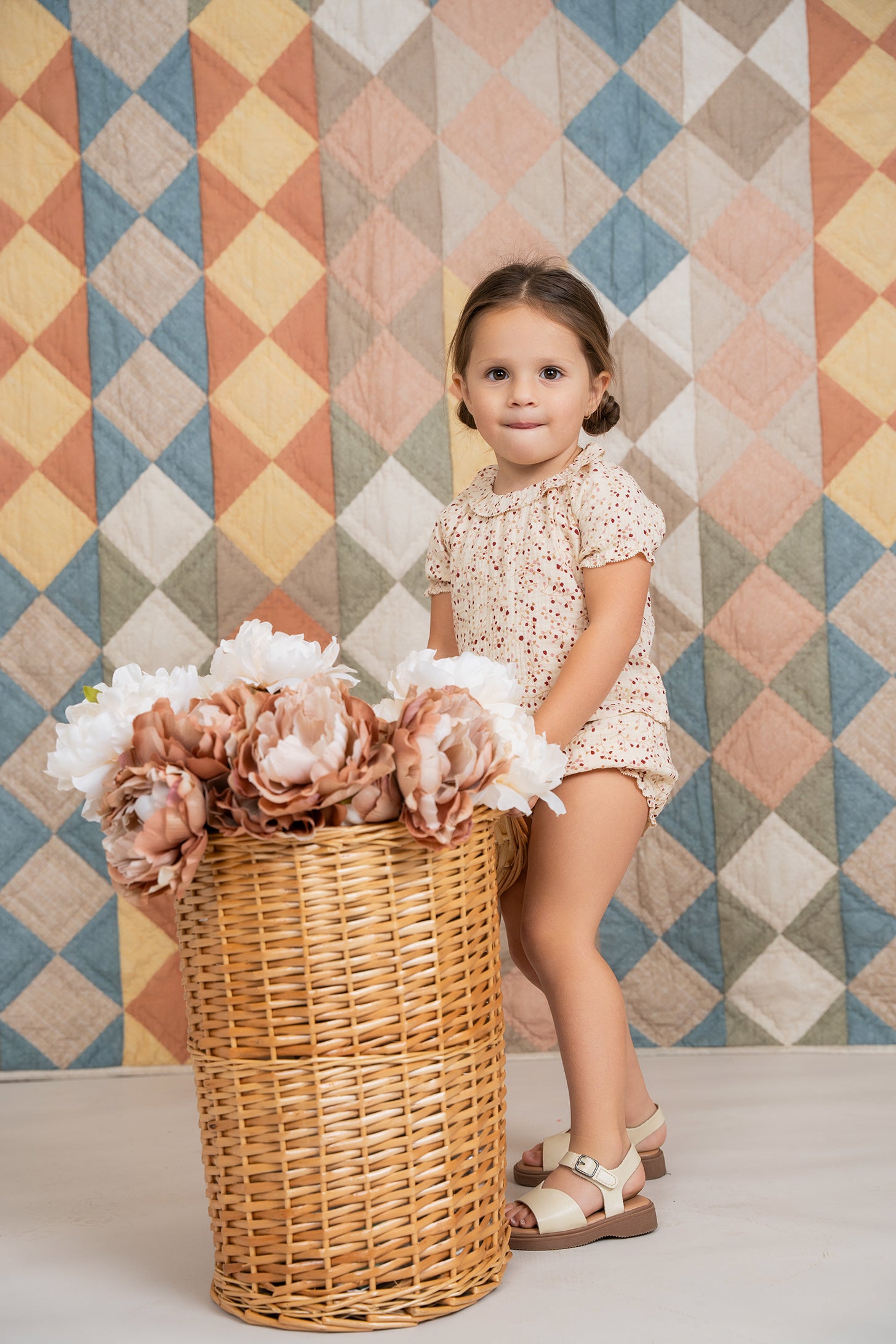 Crinkle Woven Flower Print 2Pc Set in by Hopscotch