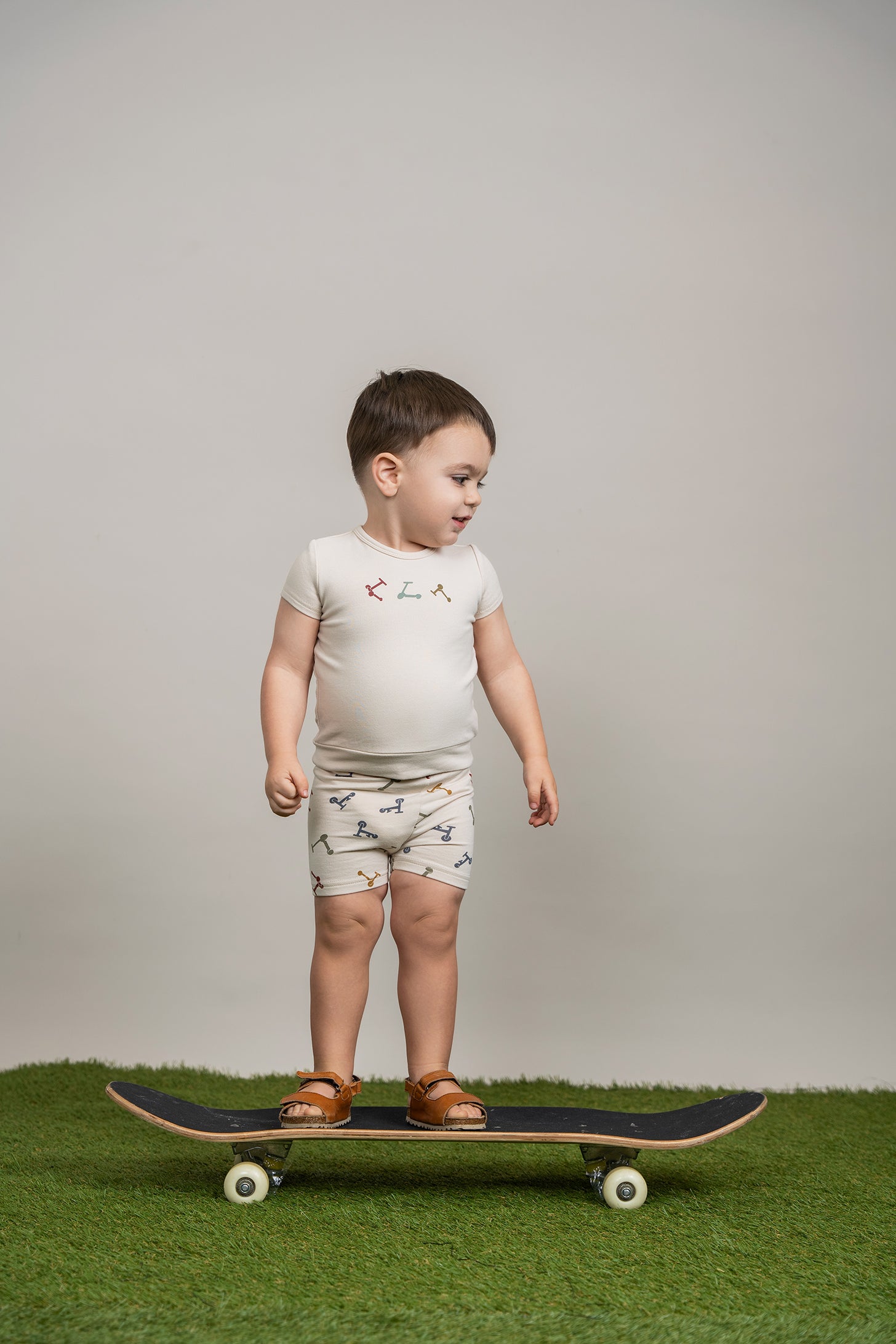 Scooter and Tulip Printed Shorts Set in by Space Grey