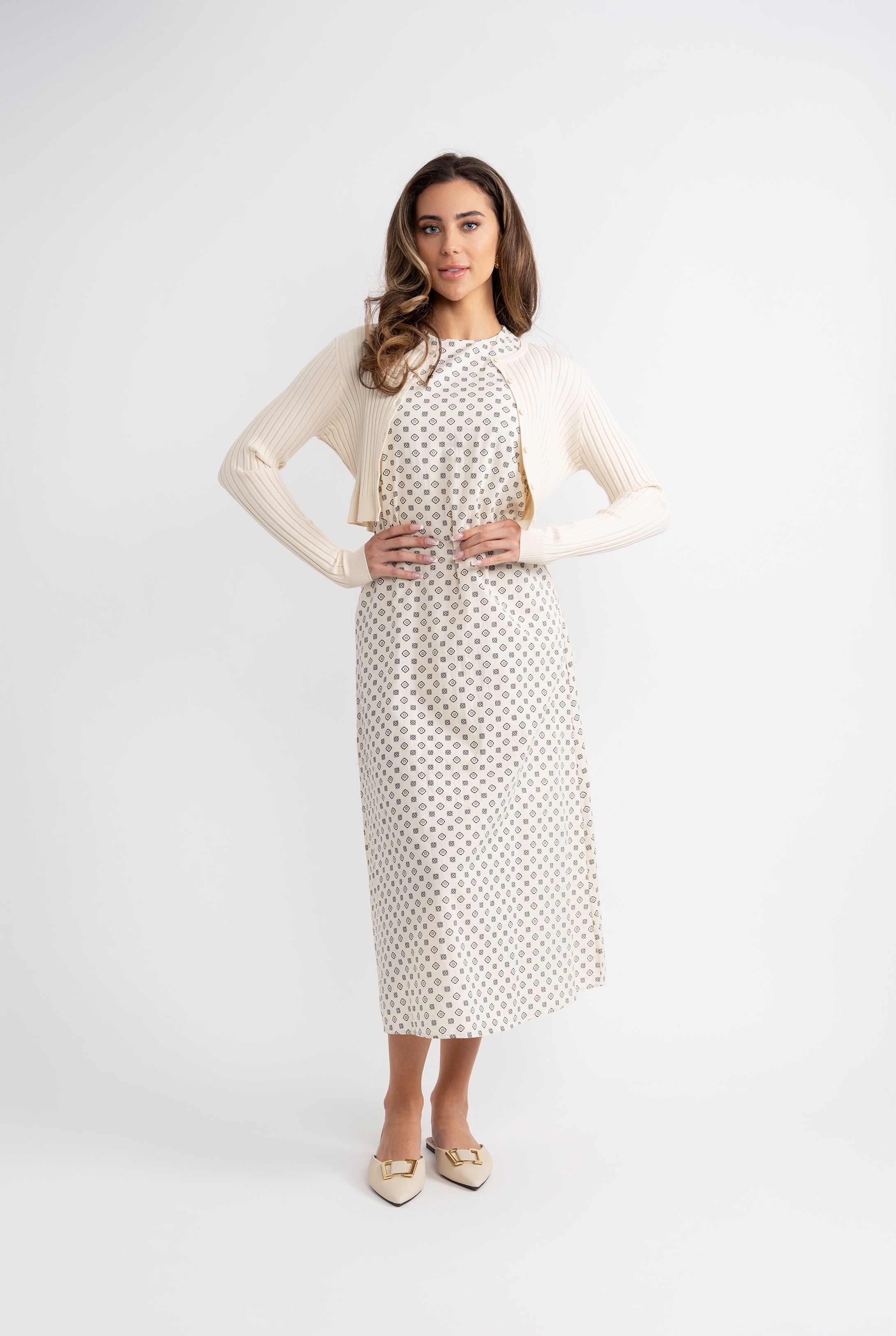 Jumper Cardigan Set in by Noni