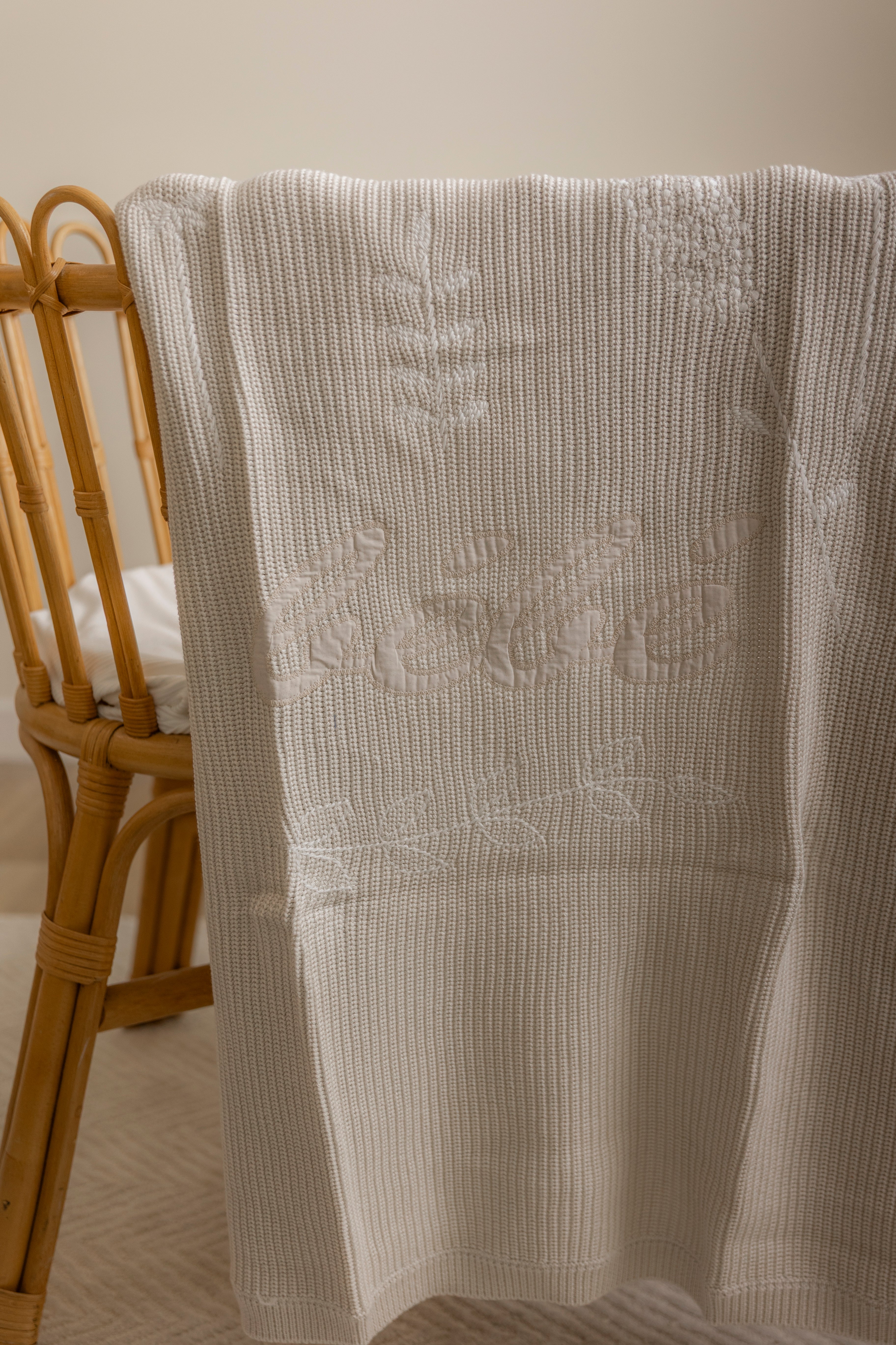 Chunky Blanket With Embroidery Flowers in by Fragile