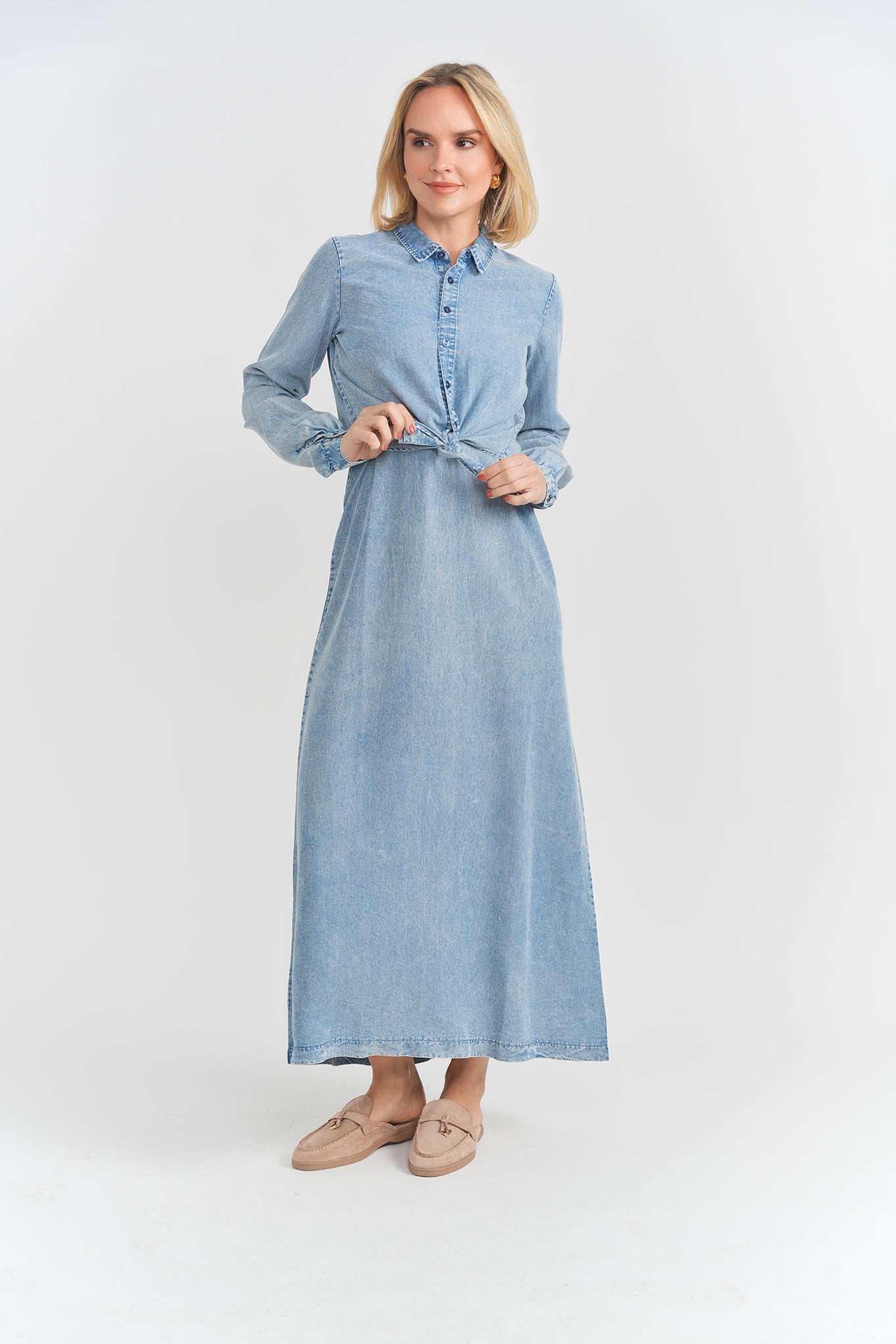 Denim Blouse in by Noni Daily