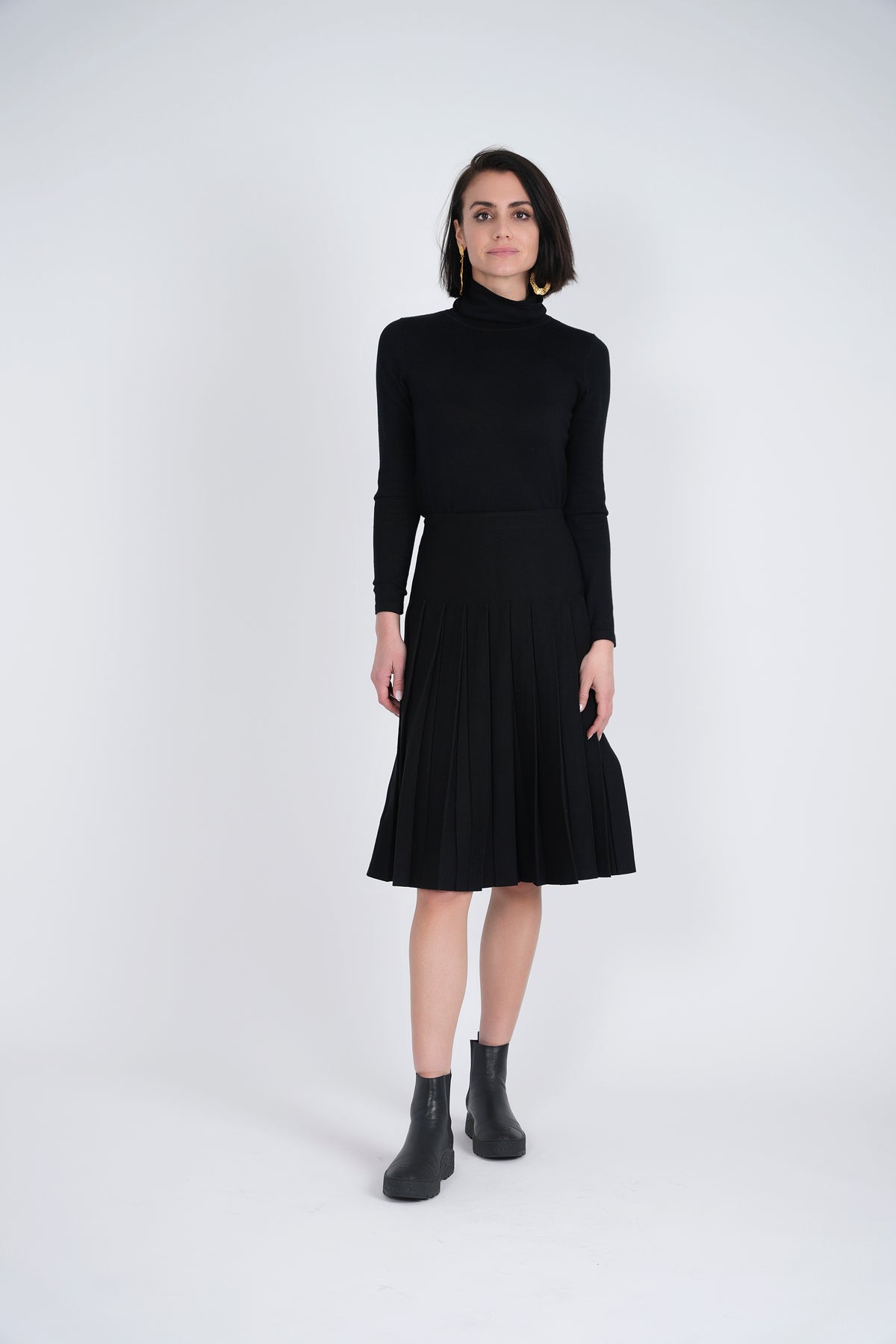 Knit Pleated Skirt in by Midi