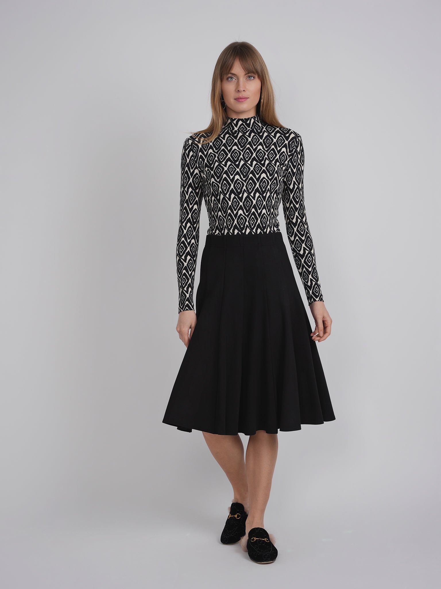 Printed Knit Mock Neck Tee in by Riff