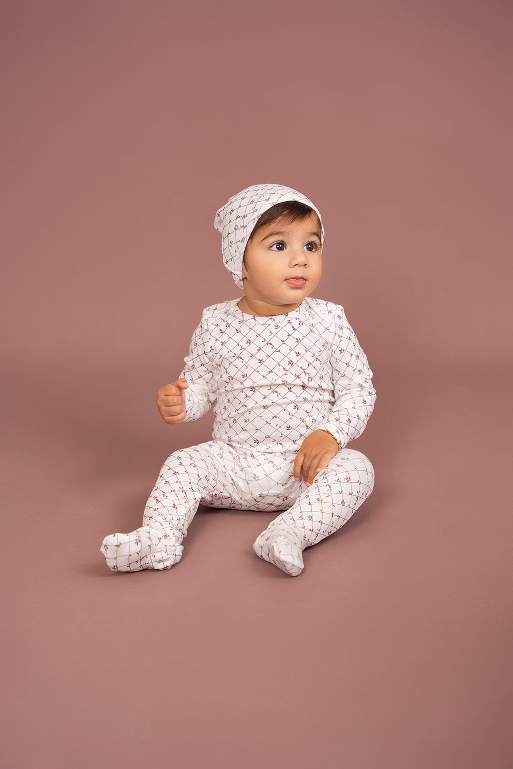 Printed Ribbed Onesie with Hat in by Fragile