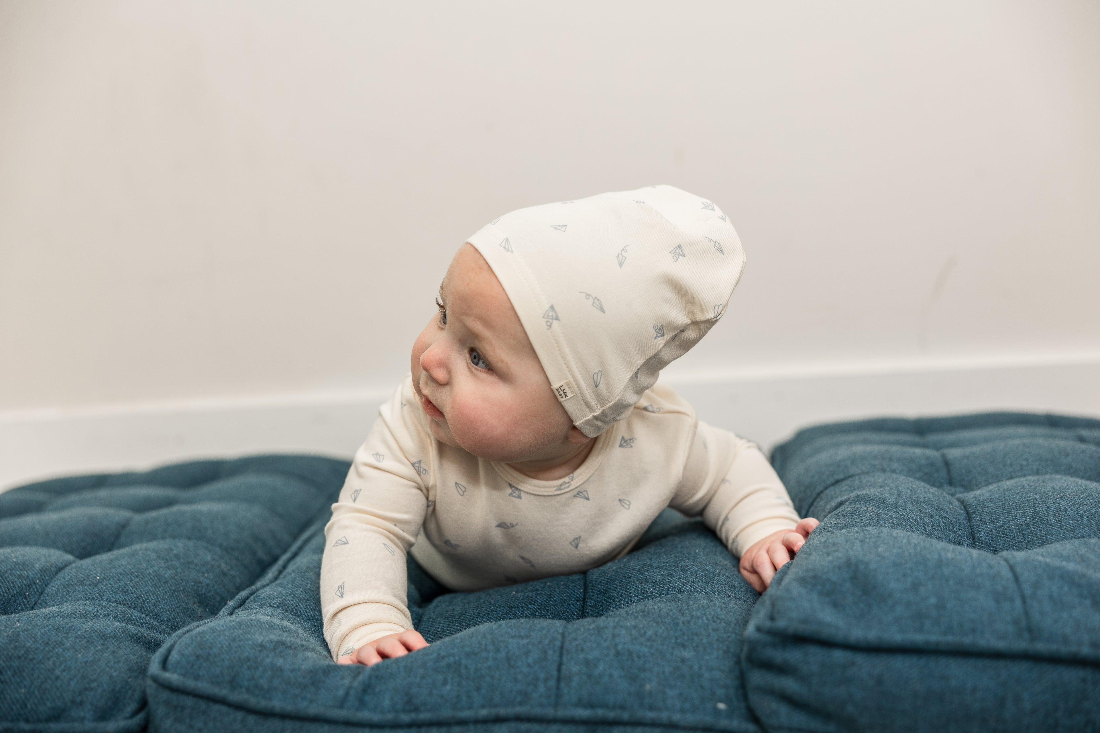 Airplane Printed 2Pc Set in Blue vanilla by Lux