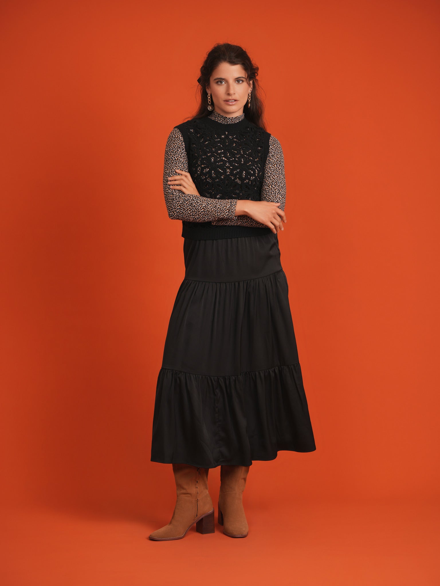 Floral Cropped Crotchet Vest in Wine by Noni