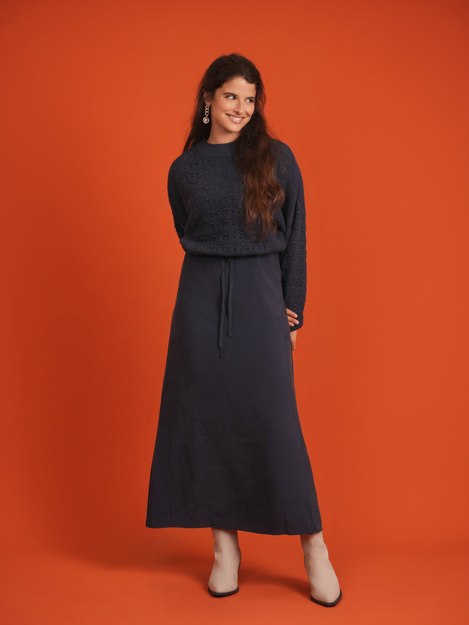 Chunky Loose Sweater in Black by Noni