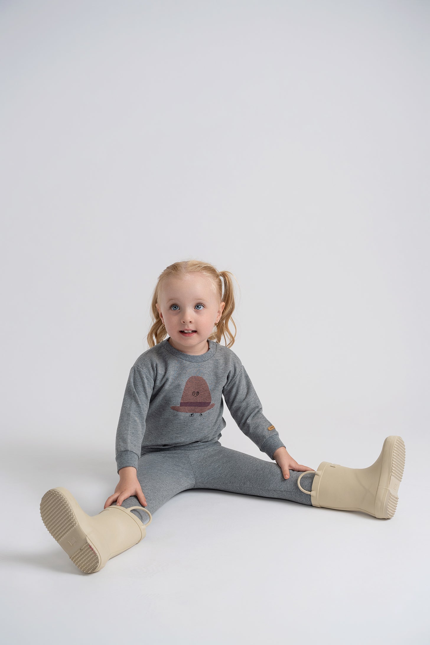 Hat Print 2Pc Set in by Fragile