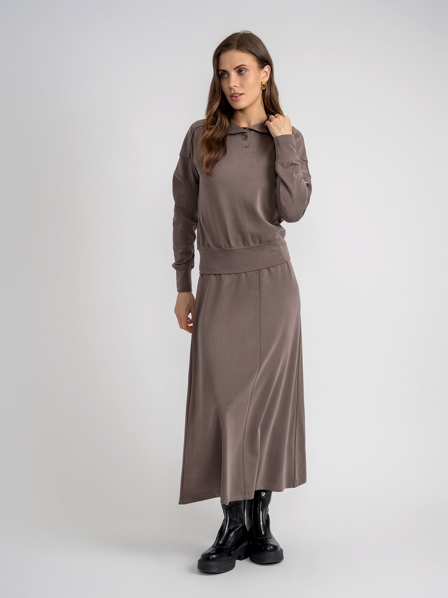 Midi Panel Skirt in by Aspect