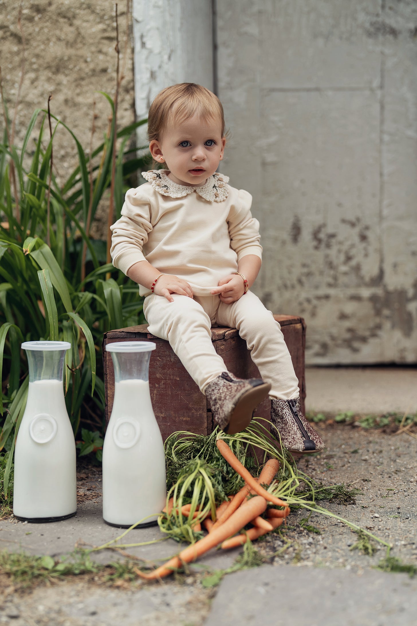 Crochet Collar 2Pc Set in by Space Grey