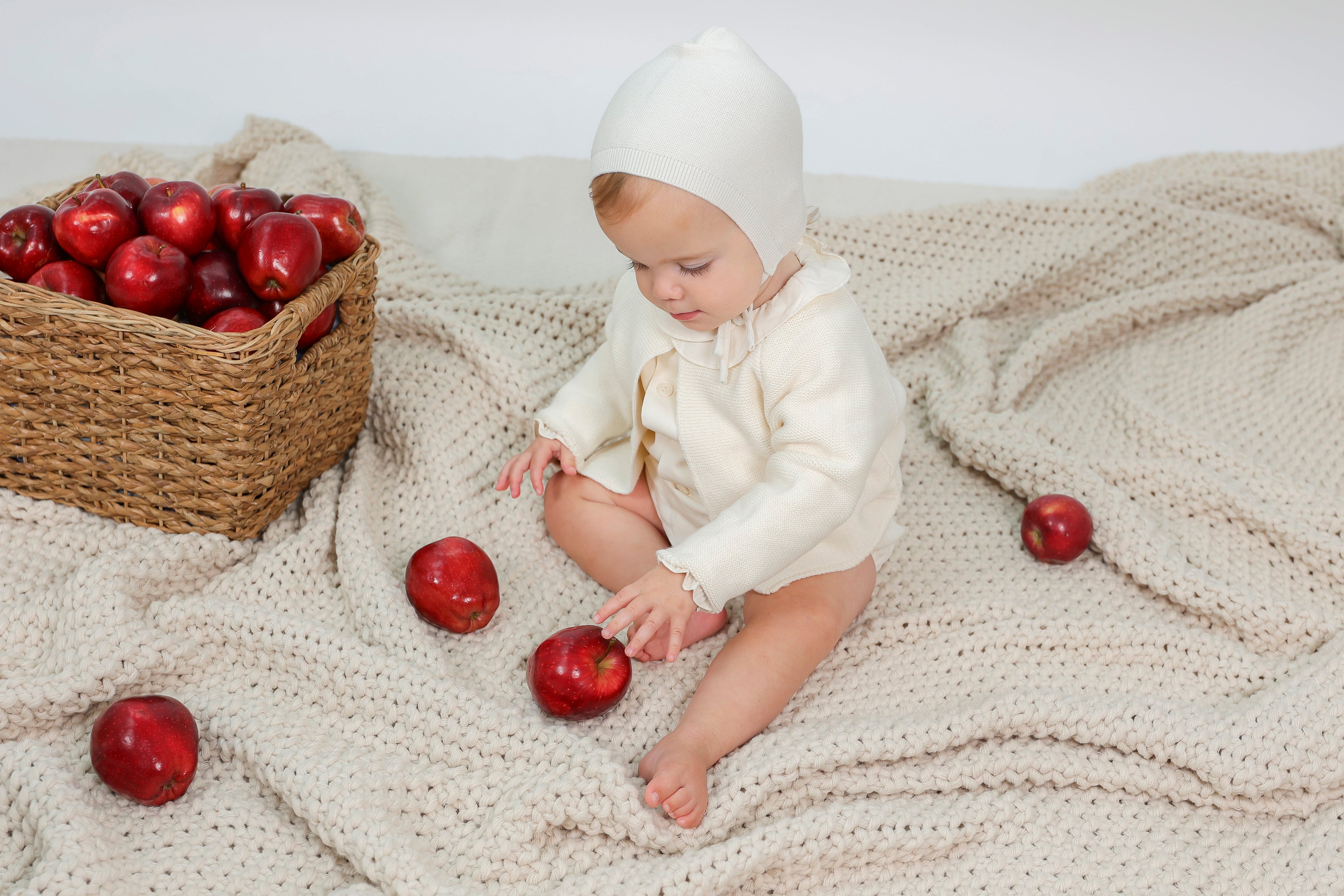 Woven 2Pc Set and Cardigan in by Space Grey