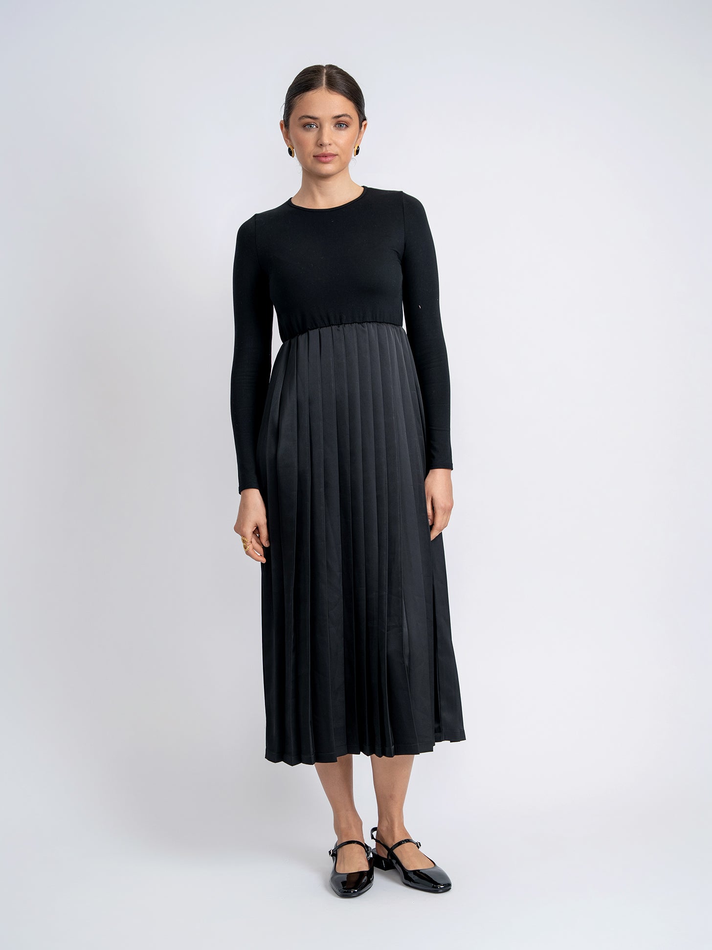 Pleated Dress in by Noni