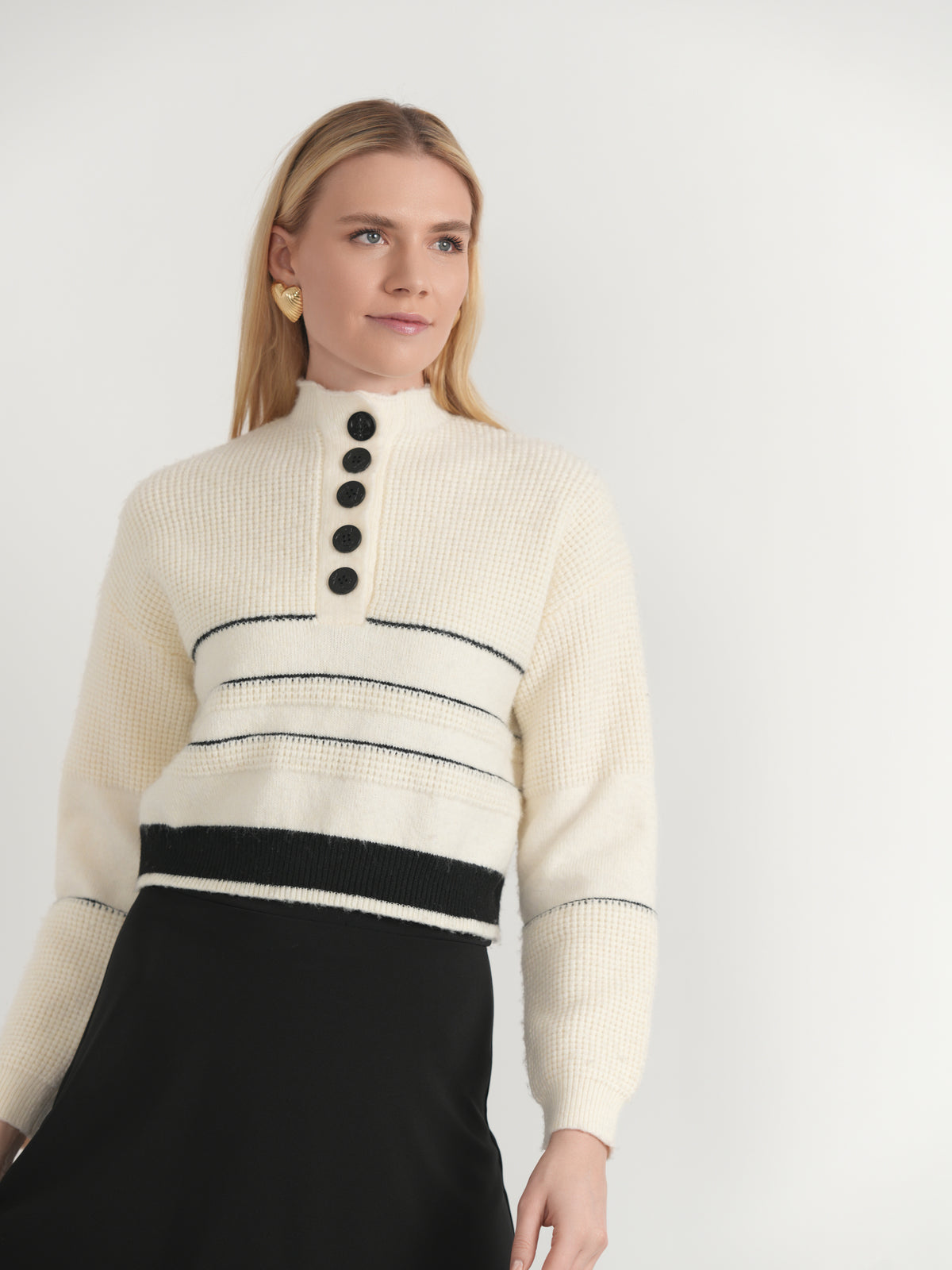 Mock Neck Henley Sweater in Cream Black by Spades
