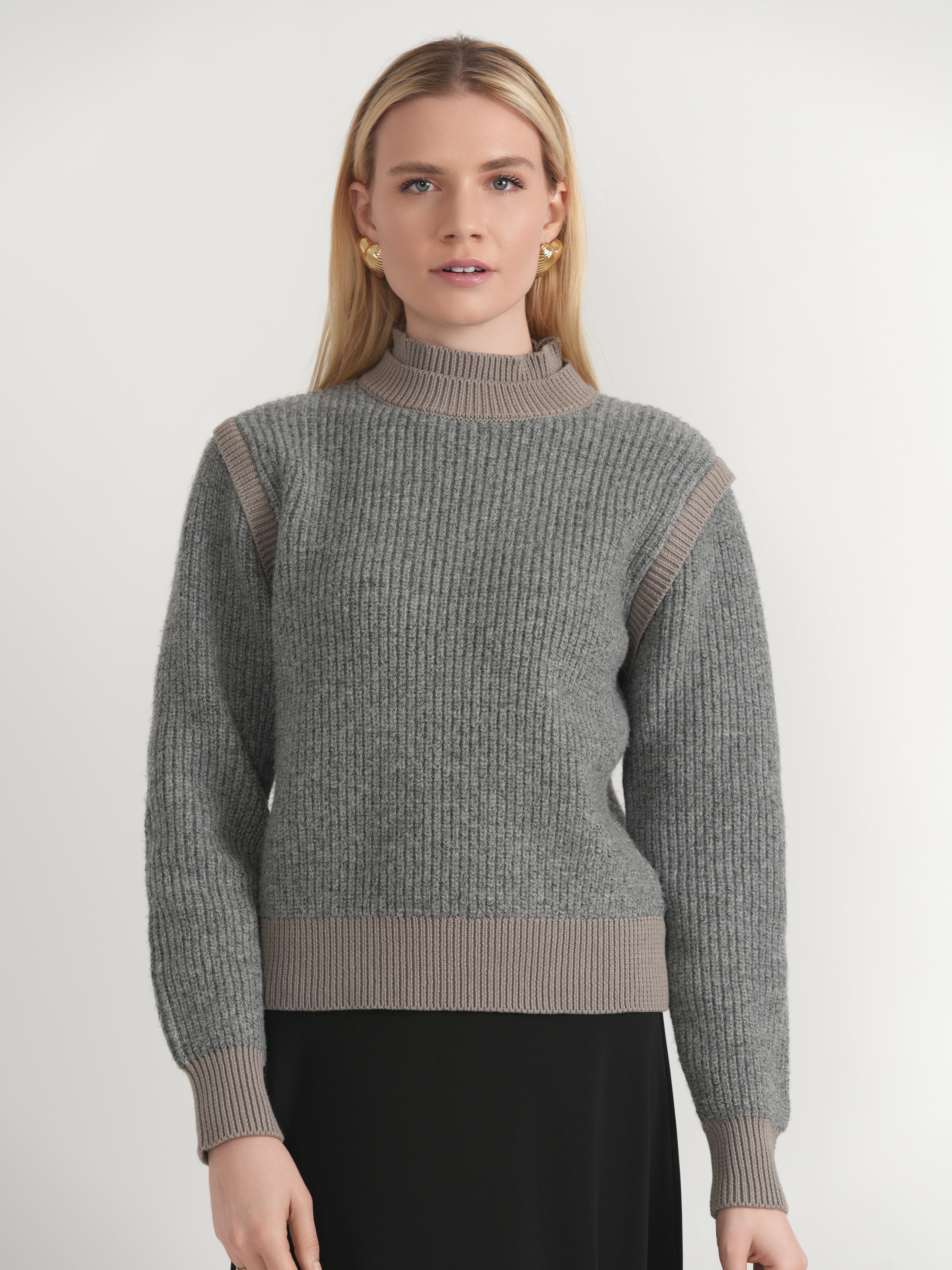Sweater Vest Combo Look in Grey Mix by Versatile