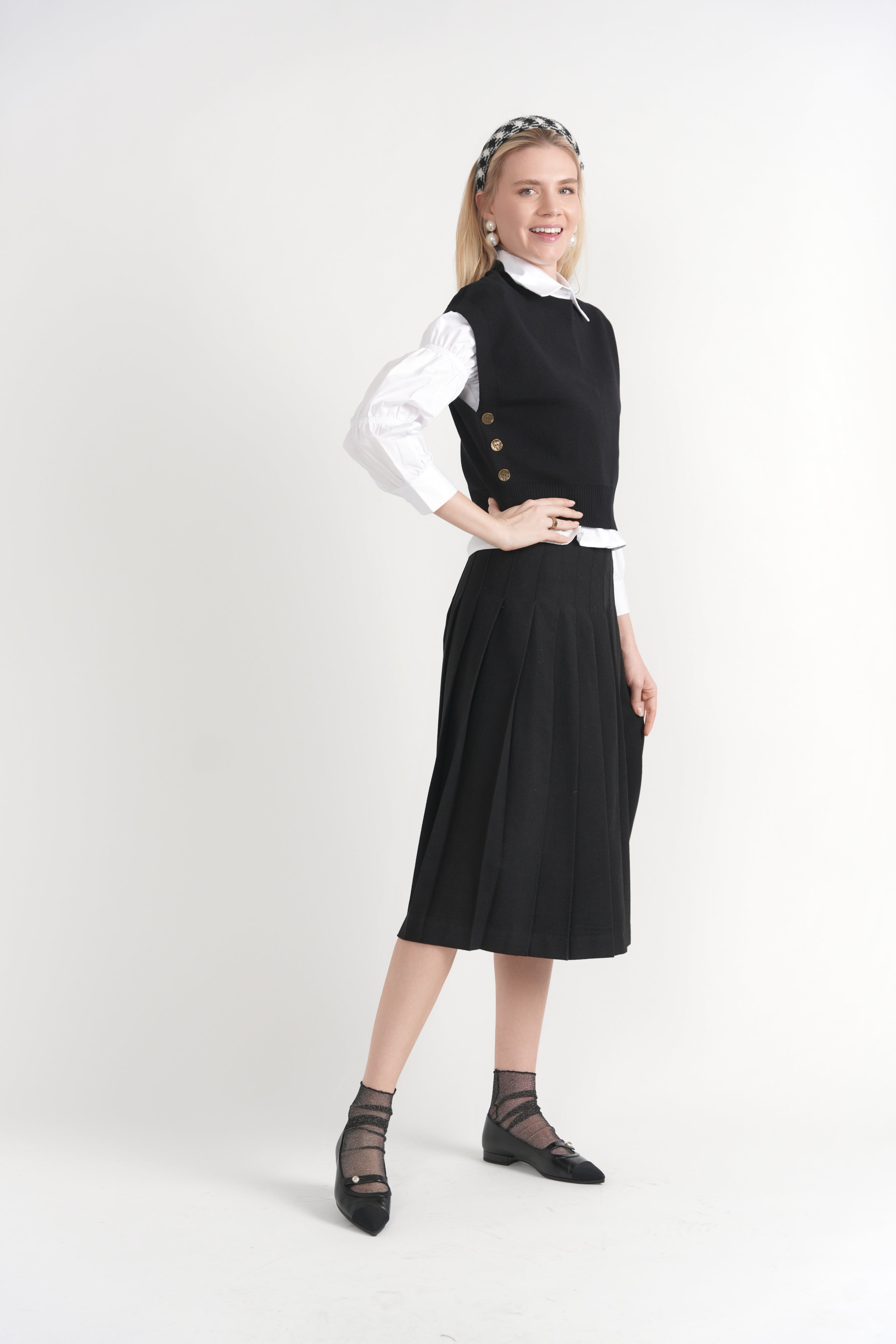 Cropped Knit Vest in by Vivid