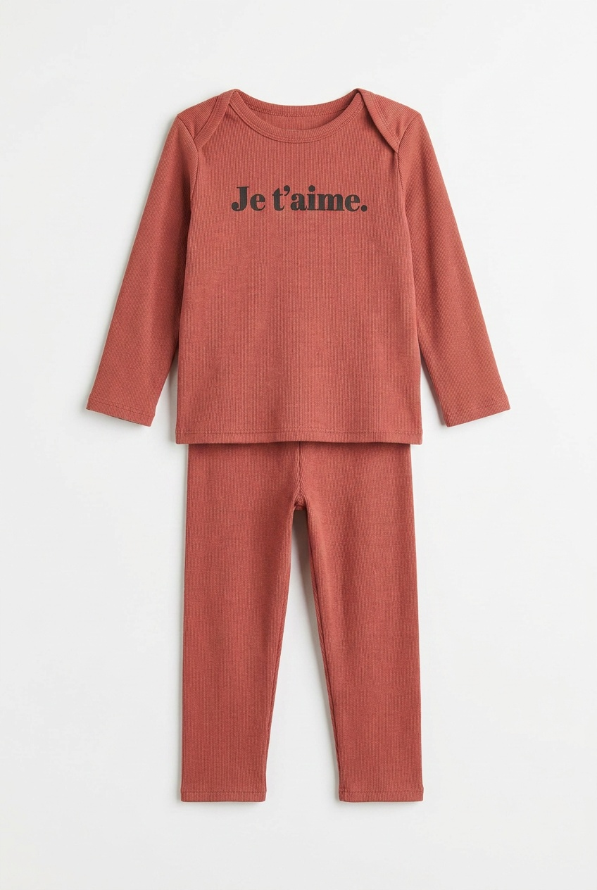 Je T'aime Print 2 Piece Set in Redwood by Fragile