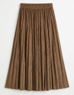 Midi Length Crinkle Pleating Skirt in Cognac by Aspect