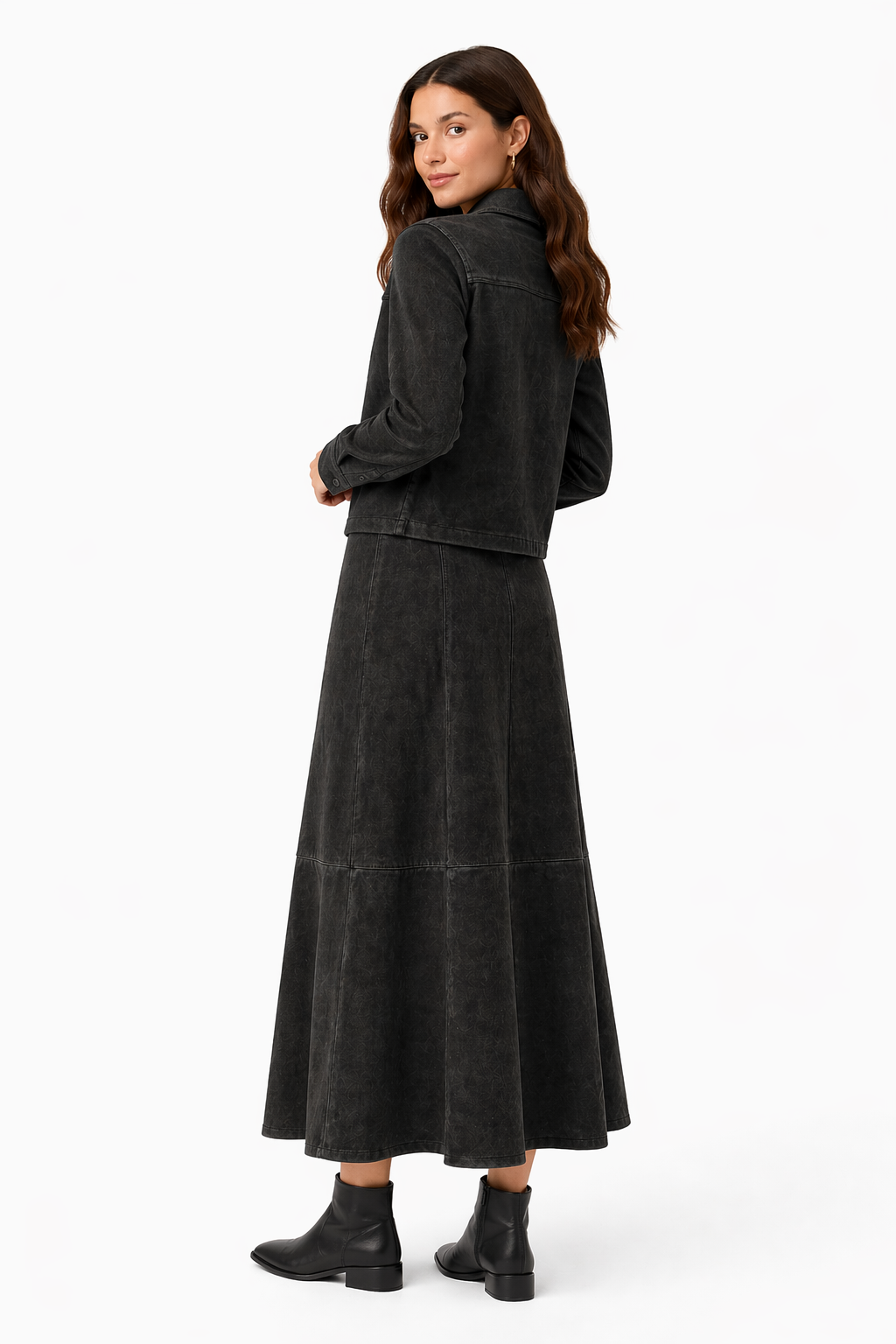 Suede Shirt in by Noni
