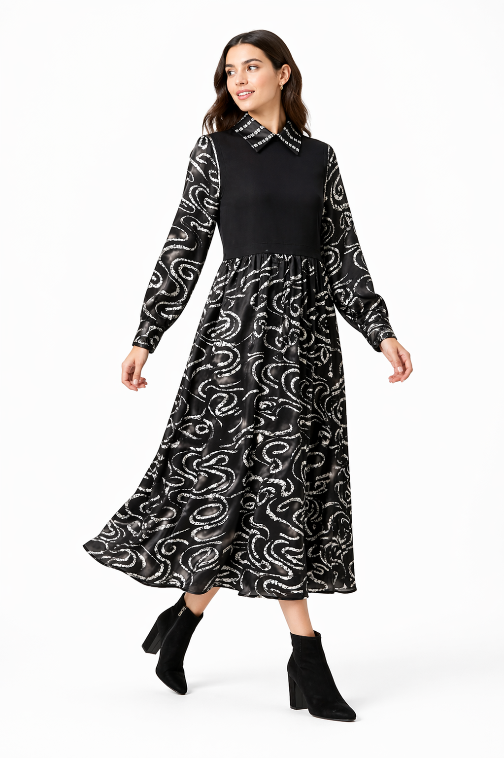 Vest With Printed Satin Dress in by Noni