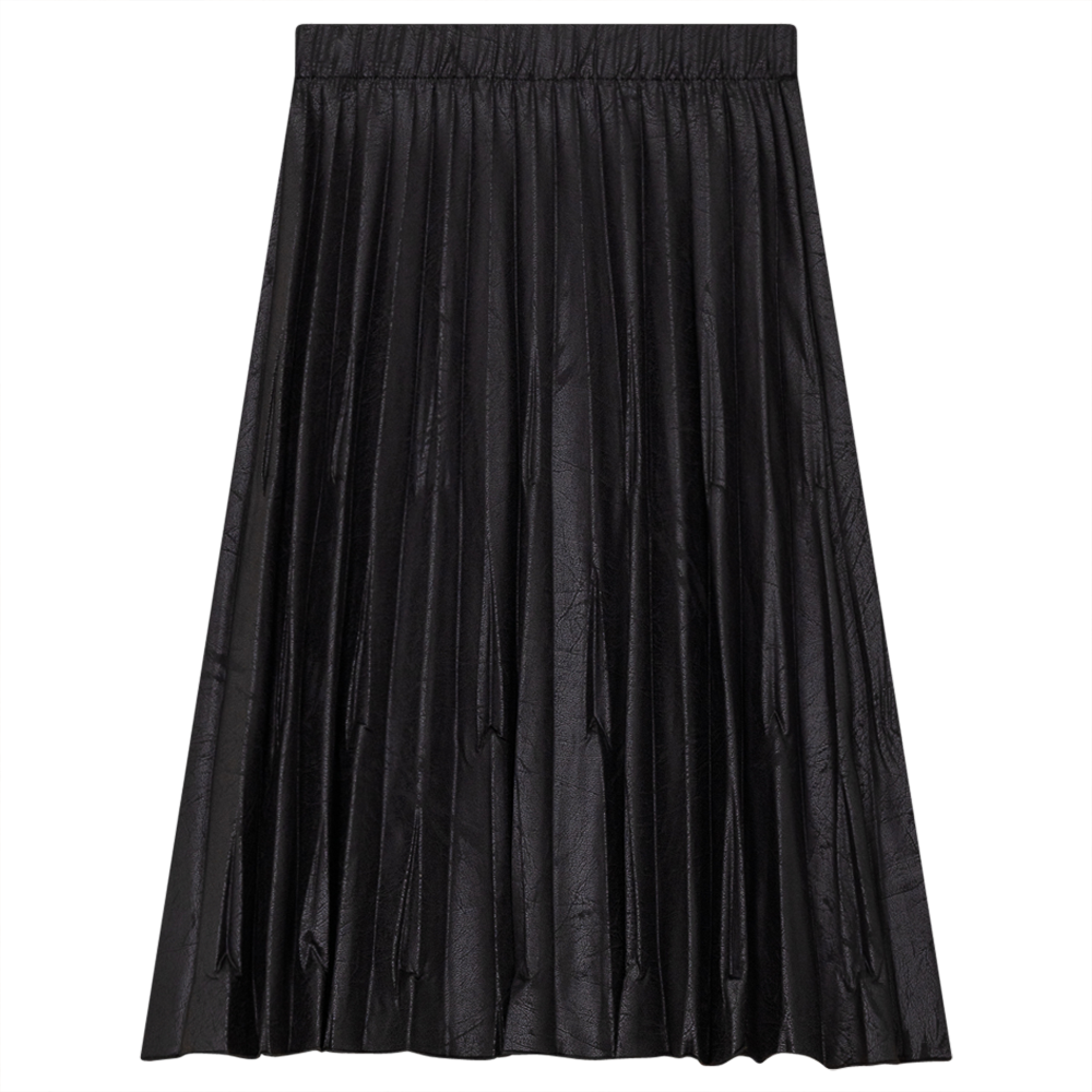 Rear Drop Pleated Skirt in Black by Noni