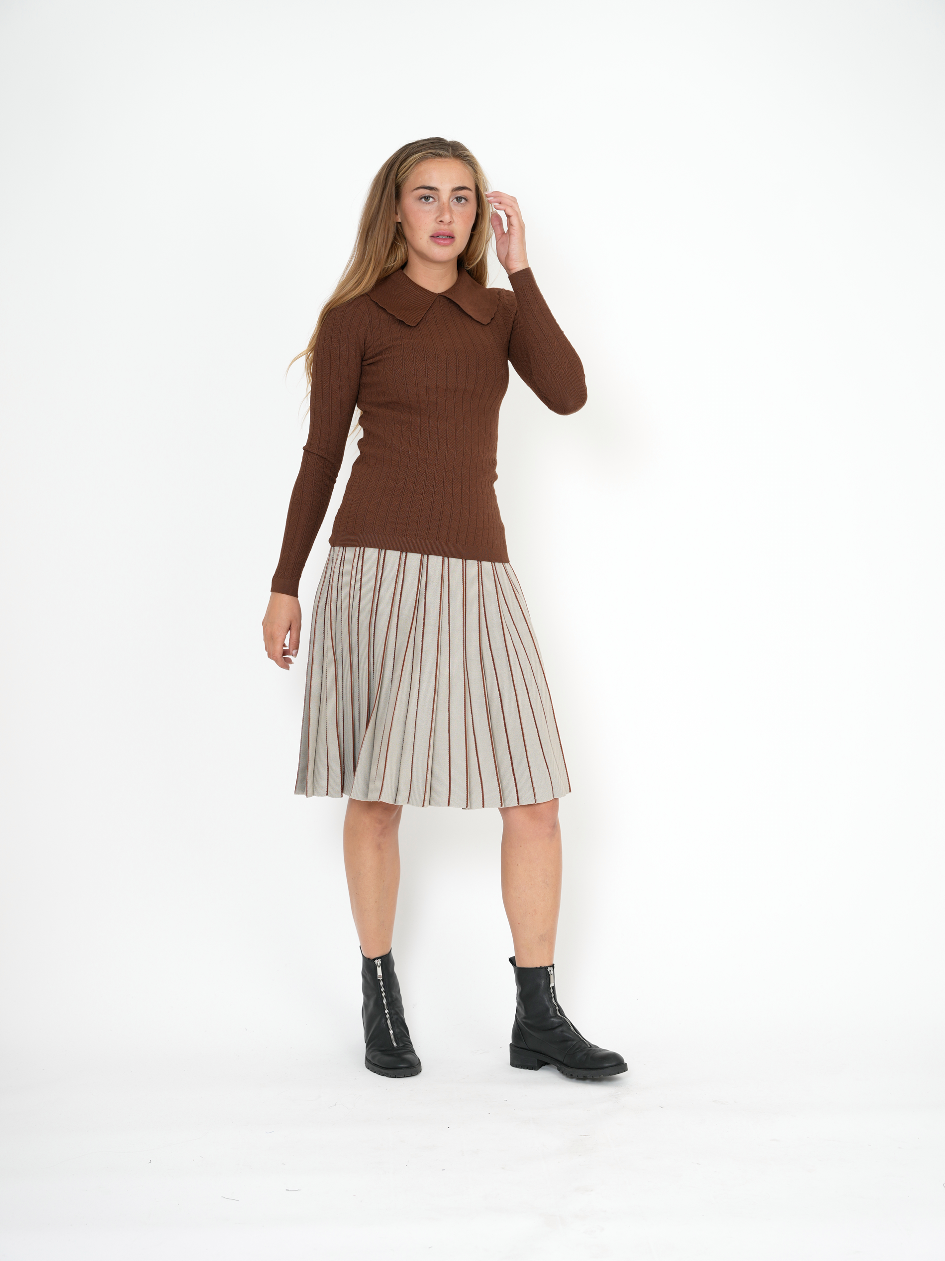 Jersey Kint Pleated Skirt in by Ginger