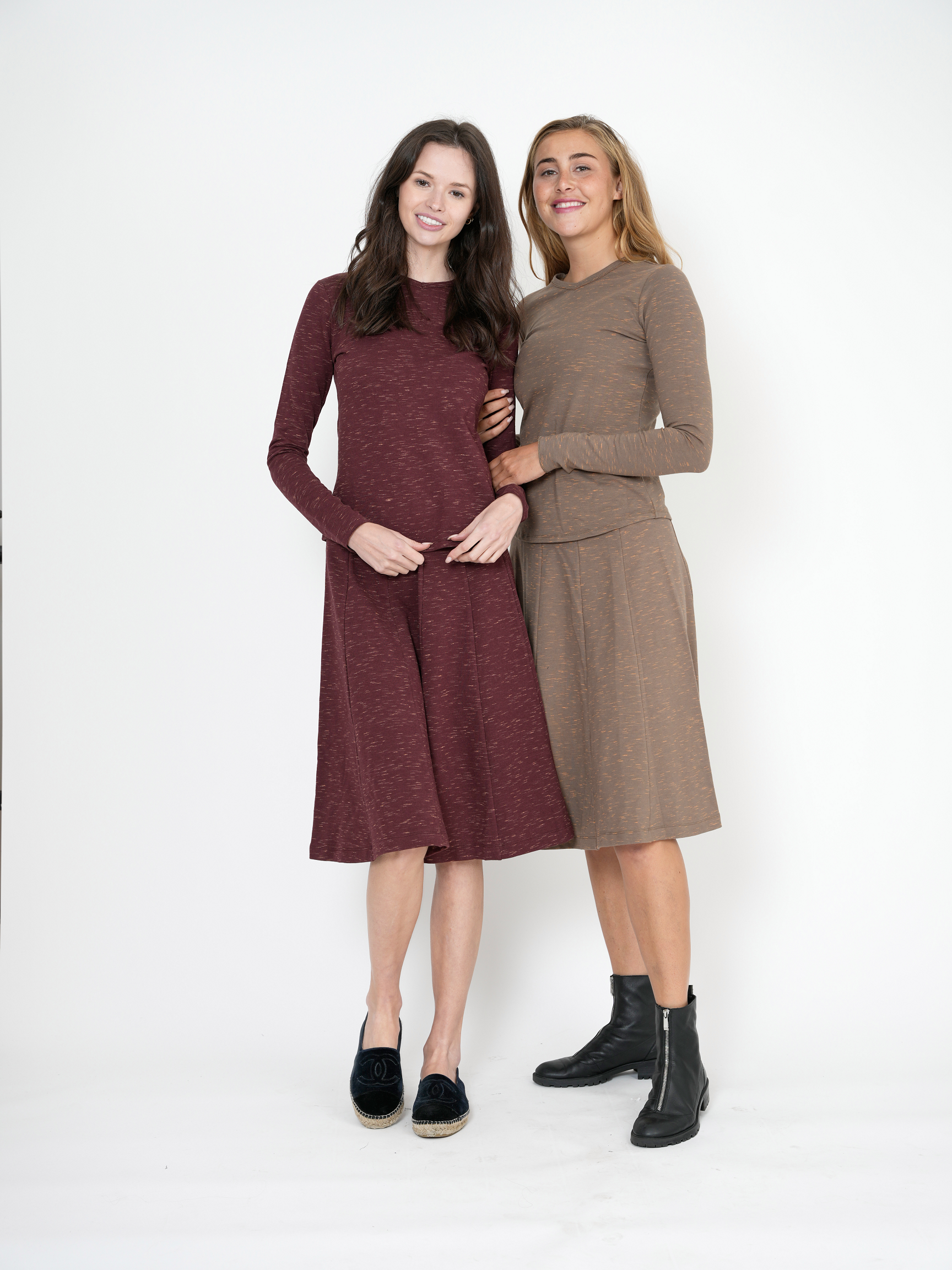 Stretch Mix V Neck Top in by FYI