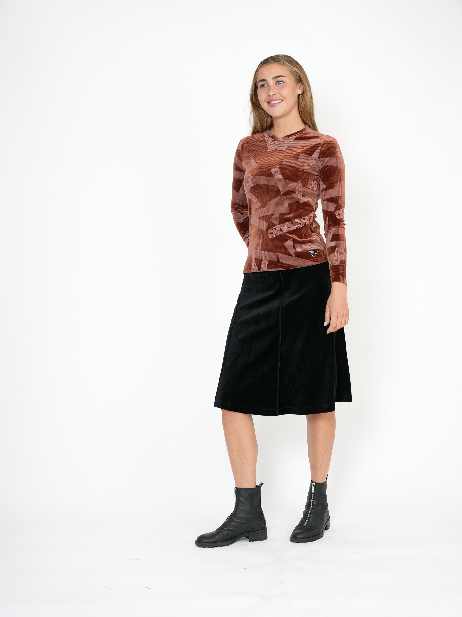 Rib Velour Print Top With V-Neck in by FYI