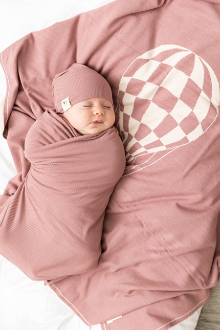 Knit Checkered Hot Air Balloon Blanket Baby Blanket by {{ product_vemdor}}