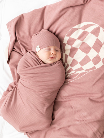 Knit Checkered Hot Air Balloon Blanket Baby Blanket by {{ product_vemdor}}